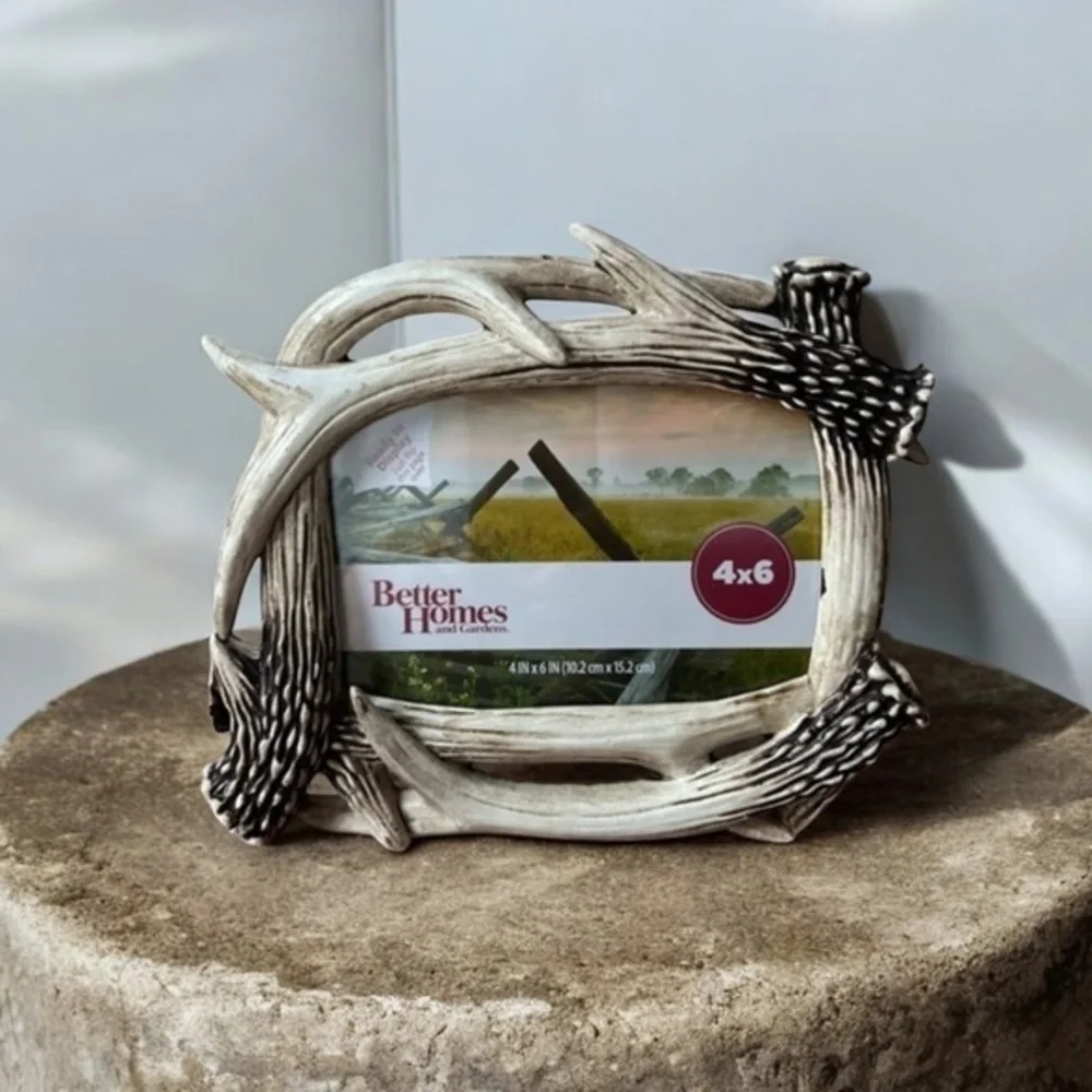 River's Edge Realistic Looking Antler Photo Frame